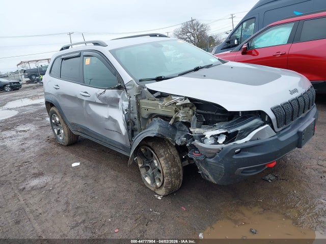 2019 Jeep Cherokee Trailhawk 4x4 მანქანა იყიდება აუქციონზე, vin: 1C4PJMBX8KD268402, აუქციონის ნომერი: 44777904