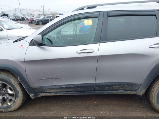 2019 Jeep Cherokee Trailhawk 4x4 მანქანა იყიდება აუქციონზე, vin: 1C4PJMBX8KD268402, აუქციონის ნომერი: 44777904