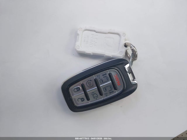 2018 CHRYSLER PACIFICA HYBRID 2C4RC1L76JR129297 Photo 10