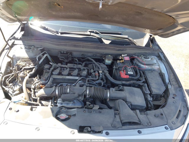 44777918 :رقم المزاد ، 1HGCV1F42JA228089 vin ، 2018 Honda Accord Ex مزاد بيع