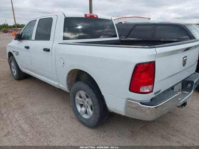 2023 RAM 1500 CLASSIC 3C6RR7KT3PG672421 Photo 2