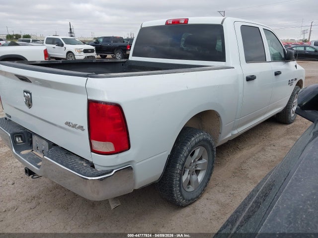 2023 RAM 1500 CLASSIC 3C6RR7KT3PG672421 Photo 3
