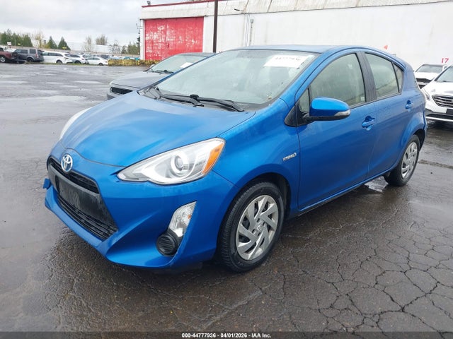 JTDKDTB36F1088125 Toyota Prius C Three