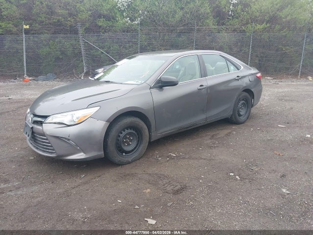 Toyota CAMRY LE 2015 4T1BF1FK1FU045547 Image 2