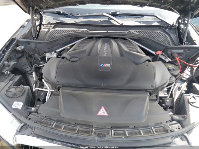 44777958 :رقم المزاد ، 5YMKW8C55F0R42784 vin ، 2015 Bmw X6 M مزاد بيع