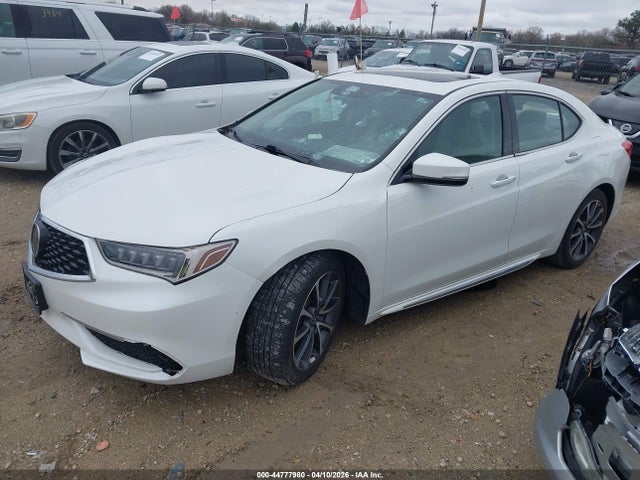 44777980 :رقم المزاد ، 19UUB2F51JA004582 vin ، 2018 Acura Tlx Tech Pkg مزاد بيع