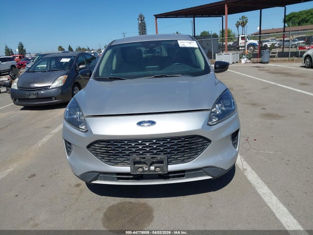 1FMCU0BZ8LUB70757 Ford Escape Se Sport Hybrid