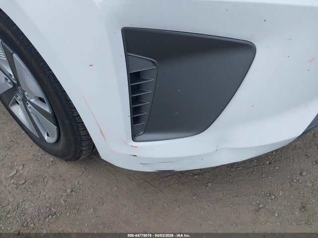 KMHC65LC0KU107667 Hyundai Ioniq Hybrid Blue