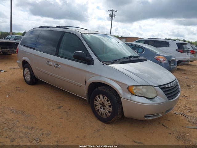 2006 CHRYSLER TOWN & COUNTRY 2A4GP44R26R733606