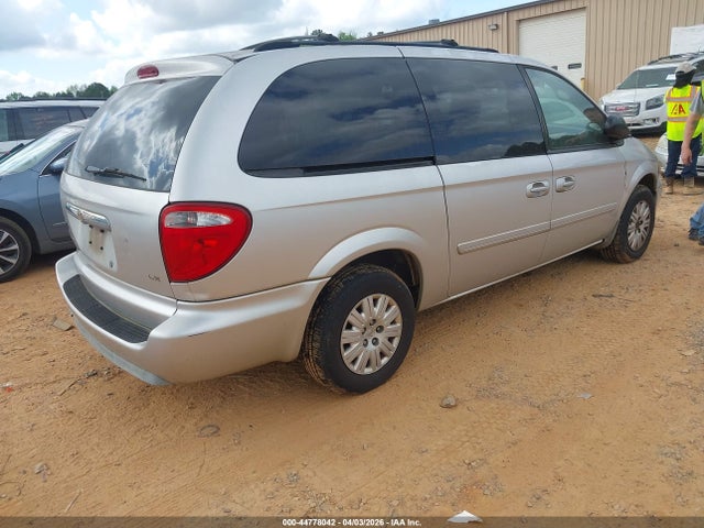 2006 CHRYSLER TOWN & COUNTRY 2A4GP44R26R733606 Photo 3