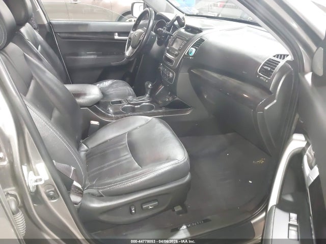 2015 KIA SORENTO 5XYKUDA72FG654775 Photo 4