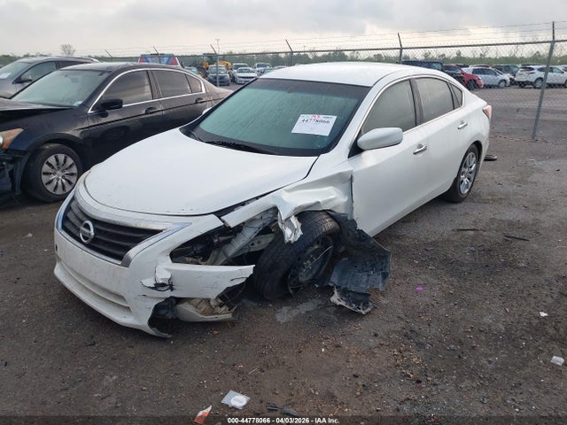 2015 Nissan Altima 2.5 S მანქანა იყიდება აუქციონზე, vin: 1N4AL3AP2FC409798, აუქციონის ნომერი: 44778066