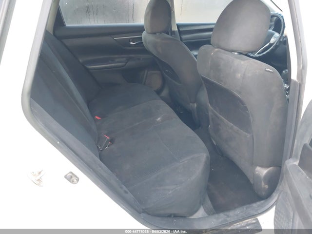 2015 Nissan Altima 2.5 S მანქანა იყიდება აუქციონზე, vin: 1N4AL3AP2FC409798, აუქციონის ნომერი: 44778066