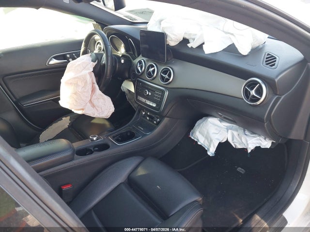 Продажа на аукционе авто 2018 Mercedes-benz Cla 250, vin: WDDSJ4EB4JN614017, номер лота: 44778071