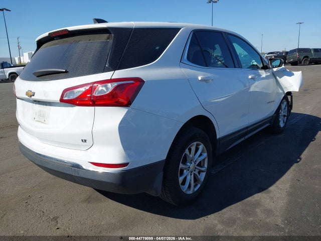 Chevrolet EQUINOX LT 2018 2GNAXJEVXJ6240182 Image 4
