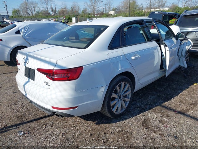 Продаж на аукціоні авто 2017 Audi A4 2.0t Ultra Premium, vin: WAUGMAF40HN049486, номер лоту: 44778103