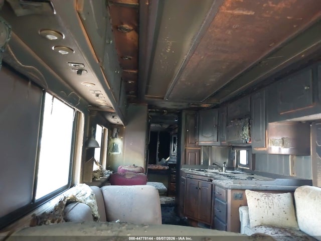 Продажа на аукционе авто 2000 Roadmaster Rail Executive Signature, vin: 1RF120518Y1009169, номер лота: 44778144