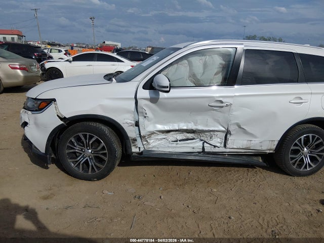 Продаж на аукціоні авто 2018 Mitsubishi Outlander Sel, vin: JA4AD3A36JZ026984, номер лоту: 44778184