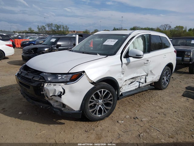 Продаж на аукціоні авто 2018 Mitsubishi Outlander Sel, vin: JA4AD3A36JZ026984, номер лоту: 44778184