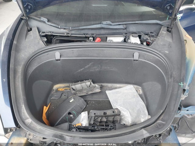 2018 TESLA MODEL 3 5YJ3E1EBXJF064693 Photo 9