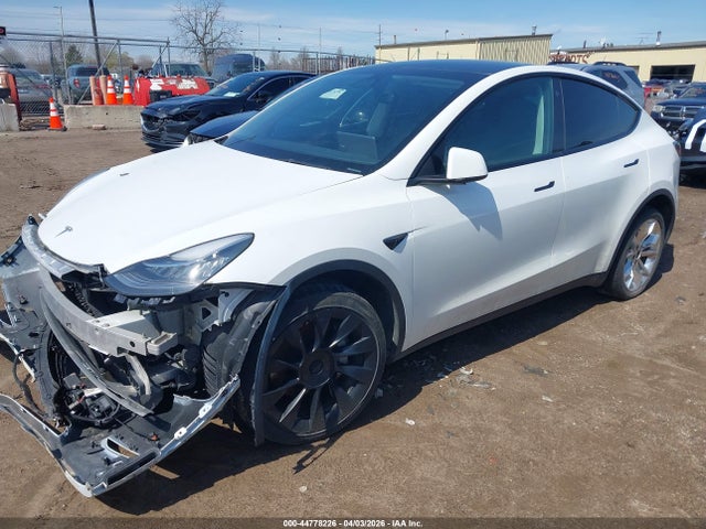 44778226 :رقم المزاد ، 7SAYGDEE8NA013923 vin ، 2022 Tesla Model Y Long Range Dual Motor All-wheel Drive مزاد بيع