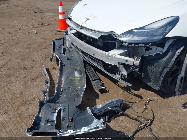 44778226 :رقم المزاد ، 7SAYGDEE8NA013923 vin ، 2022 Tesla Model Y Long Range Dual Motor All-wheel Drive مزاد بيع