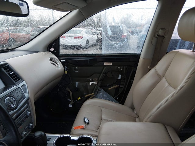 Продажа на аукционе авто 2017 Nissan Pathfinder Sl, vin: 5N1DR2MM2HC630253, номер лота: 44778271