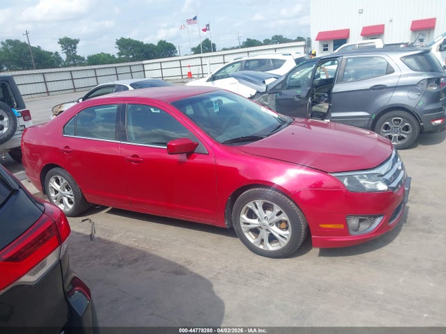 44778280 :رقم المزاد ، 3FAHP0HA5CR176273 vin ، 2012 Ford Fusion Se مزاد بيع