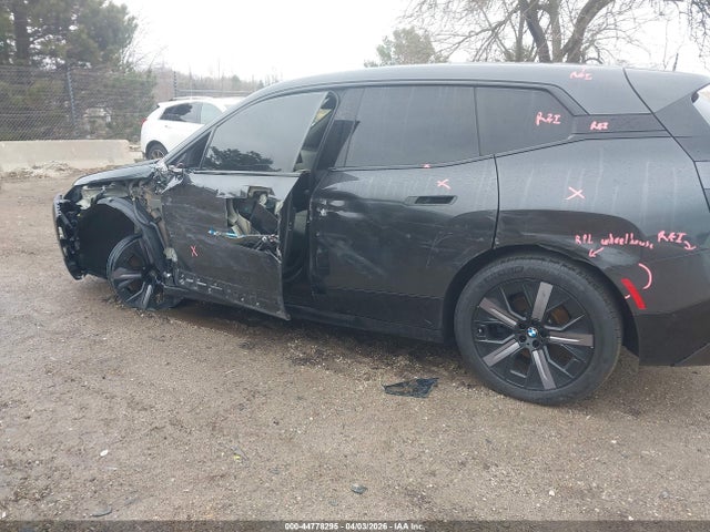 2024 Bmw Ix Xdrive50 მანქანა იყიდება აუქციონზე, vin: WB523CF05RCP09085, აუქციონის ნომერი: 44778295