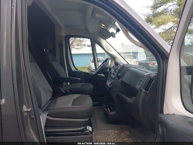 2019 Ram Promaster 1500 Low Roof 136 Wb მანქანა იყიდება აუქციონზე, vin: 3C6TRVAG5KE513905, აუქციონის ნომერი: 44778306