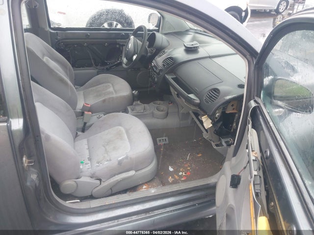 44778365 :رقم المزاد ، 3VWBK21C53M422898 vin ، 2003 Volkswagen New Beetle Gl مزاد بيع