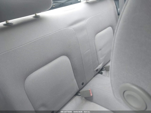 44778365 :رقم المزاد ، 3VWBK21C53M422898 vin ، 2003 Volkswagen New Beetle Gl مزاد بيع