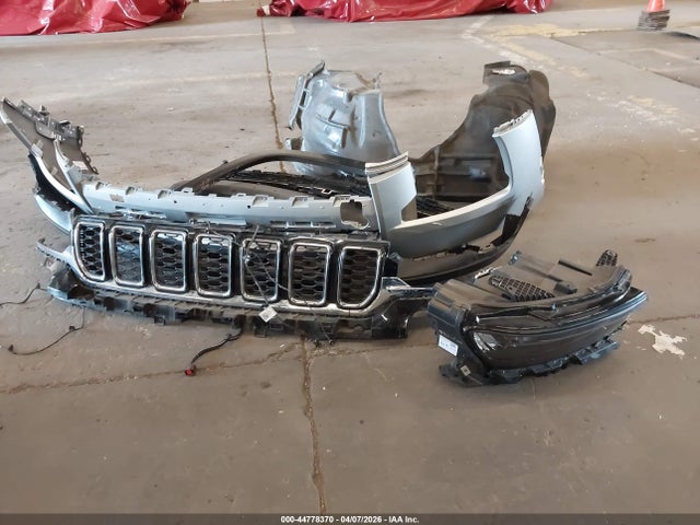 1C4RJKBG3M8211775 Jeep Grand Cherokee L Limited 4x4