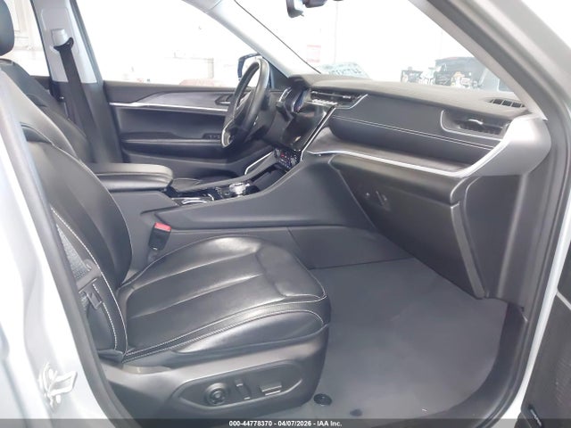 1C4RJKBG3M8211775 Jeep Grand Cherokee L Limited 4x4