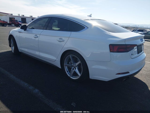 WAUDNCF55KA092272 Audi A5 45 Premium