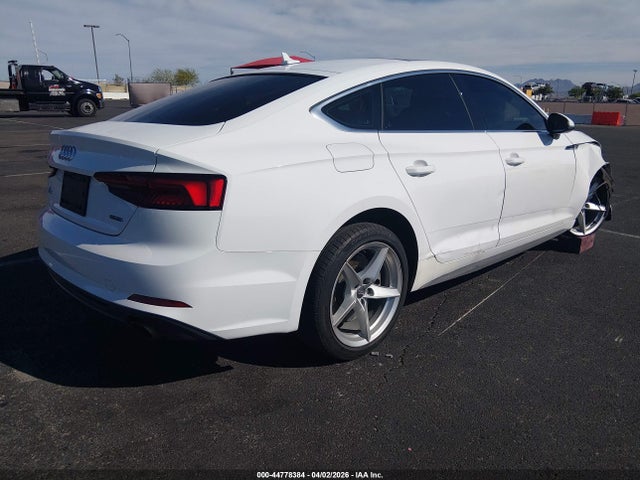 WAUDNCF55KA092272 Audi A5 45 Premium
