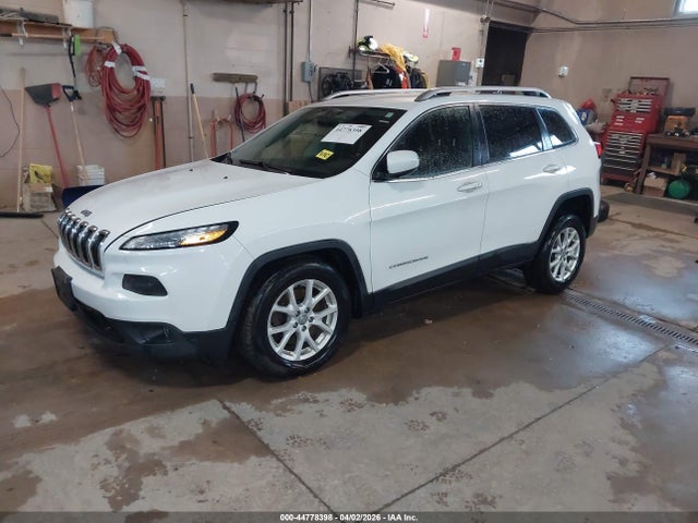 44778398 :رقم المزاد ، 1C4PJMCS7FW750324 vin ، 2015 Jeep Cherokee Latitude مزاد بيع