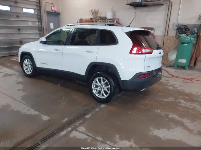 44778398 :رقم المزاد ، 1C4PJMCS7FW750324 vin ، 2015 Jeep Cherokee Latitude مزاد بيع