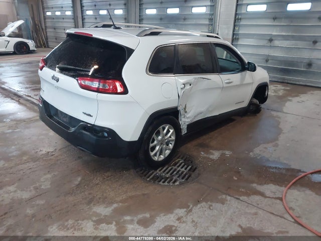 44778398 :رقم المزاد ، 1C4PJMCS7FW750324 vin ، 2015 Jeep Cherokee Latitude مزاد بيع