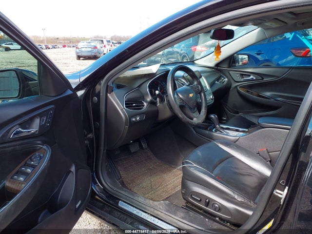 1G1ZH5SX7HF110049 Chevrolet Malibu Premier