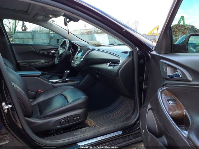 1G1ZH5SX7HF110049 Chevrolet Malibu Premier