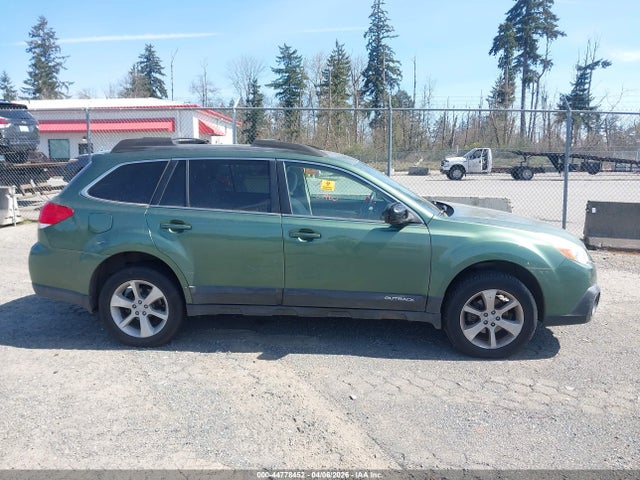 Продаж на аукціоні авто 2013 Subaru Outback 2.5i Premium, vin: 4S4BRBCC0D3237085, номер лоту: 44778452