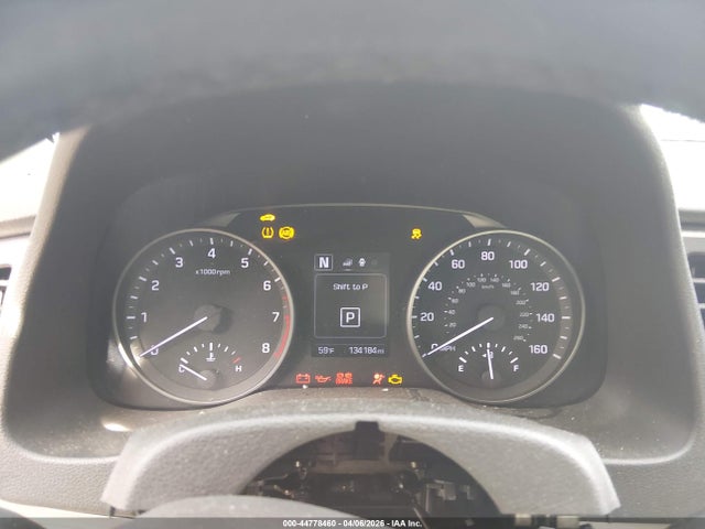 44778460 :رقم المزاد ، 5NPD84LF1JH396462 vin ، 2018 Hyundai Elantra Value Edition مزاد بيع
