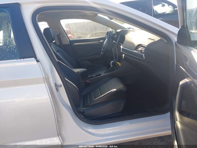 2023 Volkswagen Jetta 1.5t Se მანქანა იყიდება აუქციონზე, vin: 3VW7M7BU2PM038524, აუქციონის ნომერი: 44778468