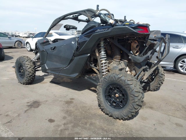2020 CAN-AM MAVERICK X3 3JBVXAV44LK001591 Photo 2