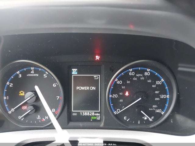 Продаж на аукціоні авто 2018 Toyota Rav4 Xle, vin: JTMWFREVXJJ724548, номер лоту: 44778488