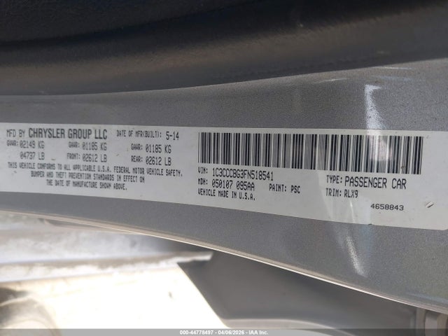44778497 :رقم المزاد ، 1C3CCCBG3FN518541 vin ، 2015 Chrysler 200 S مزاد بيع