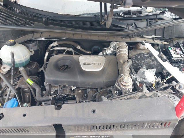 KM8J33A22JU689560 Hyundai Tucson Value