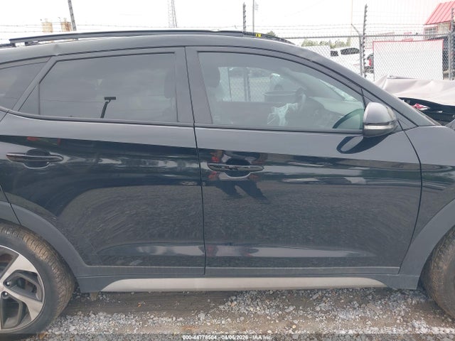 KM8J33A22JU689560 Hyundai Tucson Value