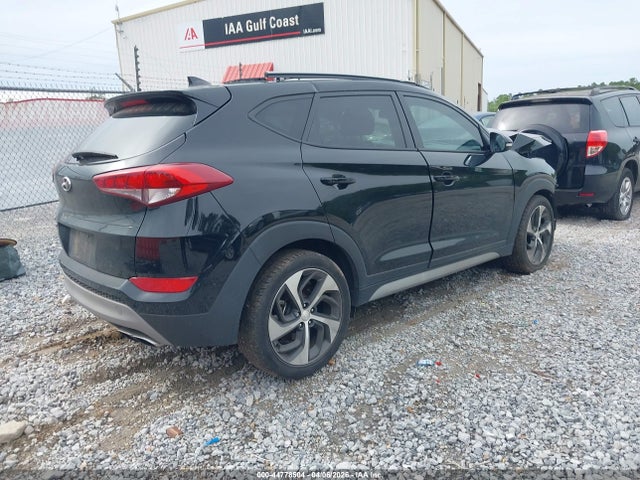 KM8J33A22JU689560 Hyundai Tucson Value